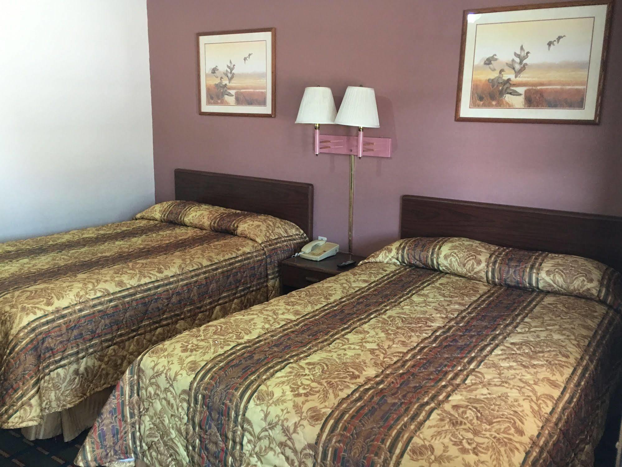 Best Value Inn Motel Sandusky Марианна Екстериор снимка